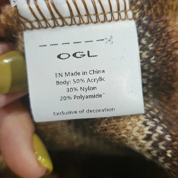 OGL Brown and Tan Turtleneck Sweater Classic Knit Design - Picture 4 of 5